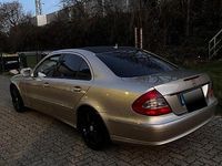 Gebraucht Mercedes E280 231 PS (169 kW) 2007 Gold Limousine