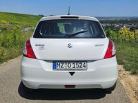 Usado Suzuki Swift Comfort 94 CV (69 kW) 2011 Blanco Utilitario