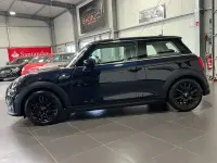 Gebraucht Mini ONE 102 PS (75 kW) 2022 Blau Kleinwagen