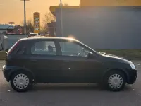 Gebraucht Opel Corsa 75 PS (55 kW) 2004 Schwarz Kleinwagen