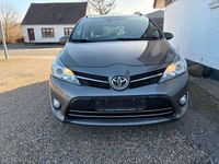 Gebraucht Toyota Verso Limited 147 PS (108 kW) 2017 Grau Van / Kleinbus