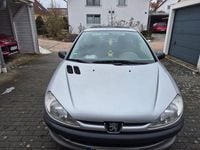 Gebraucht Peugeot 206 Style 60 PS (44 kW) 2001 Silber Limousine