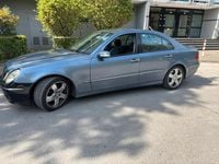 Gebraucht Mercedes E270 177 PS (130 kW) 2004 Blau Limousine