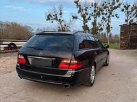 Usata Mercedes E320 221 CV (162 kW) 2007 Nero Station wagon