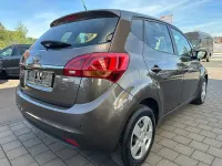 Gebraucht Kia Venga 90 PS (66 kW) 2017 Braun Kleinwagen