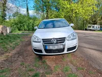 Gebraucht VW Jetta 122 PS (89 kW) 2009 Weiß Limousine