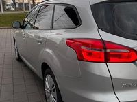 Gebraucht Ford Focus Trend 120 PS (88 kW) 2017 Silber Kombi