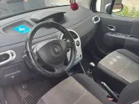 Gebraucht Renault Modus 85 PS (62 kW) 2007 Silber Van / Kleinbus