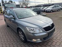 Gebraucht Skoda Octavia Elegance 105 PS (77 kW) 2013 Grau Kombi