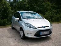 Gebraucht Ford Fiesta 82 PS (60 kW) 2009 Silber Kleinwagen