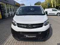 Gebraucht Opel Vivaro-e Combi 120 PS (88 kW) 2022 Weiß Van / Kleinbus