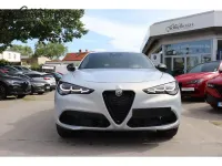 Neu Alfa Romeo Stelvio Veloce 280 PS (205 kW) 2026 Perla lunare, metallic) (weiss SUV