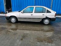 Gebraucht Opel Kadett 75 PS (55 kW) 1991 Silber Kleinwagen