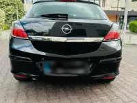 Gebraucht Opel Astra GTC 116 PS (85 kW) 2009 Schwarz Coupé