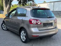 Gebraucht VW Golf Plus Team 122 PS (89 kW) 2011 Braun Van / Kleinbus