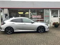 Gebraucht Honda Civic Elegance 126 PS (92 kW) 2020 Lunar silver m Limousine