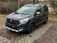 Gebraucht Dacia Dokker Celebration 116 PS (85 kW) 2019 Grau Van / Kleinbus