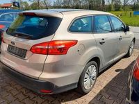 Gebraucht Ford Focus Trend 120 PS (88 kW) 2016 Grau Kombi