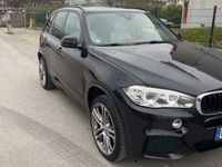 gebraucht BMW X5 xDrive30d -M-Paket Pano/LED/ Head-Up Display