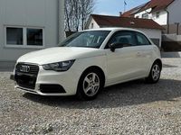 Gebraucht Audi A1 Attraction 86 PS (63 kW) 2009 Weiß Kleinwagen