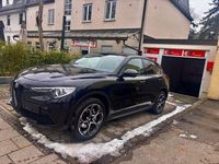 Gebraucht Alfa Romeo Stelvio Lusso 190 PS (139 kW) 2019 Schwarz SUV