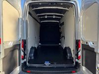 Neu Ford Transit Trend 131 PS (96 kW) 2025 Silber Limousine