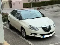 Usata Lancia Delta 150 CV (110 kW) 2008 Bianco Utilitaria