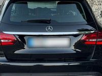 Gebraucht Mercedes C220 194 PS (142 kW) 2020 Schwarz Kombi