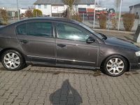 Gebraucht VW Passat 160 PS (117 kW) 2009 Silber Limousine