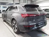 Gebraucht Audi Q8 e-tron Advanced Plus 250 kW (340 PS) 2023 Magnetgrau SUV