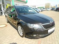 Gebraucht Skoda Superb Exclusive 140 PS (102 kW) 2014 Schwarz metallic Kombi