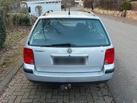 Gebraucht VW Passat 125 PS (91 kW) 2000 Silber Kombi