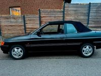 Gebraucht Ford Escort Cabriolet 105 PS (77 kW) 1991 Schwarz Cabrio