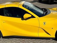 Gebraucht Ferrari 812 799 PS (587 kW) 2022 Gelb Cabrio