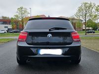 gebraucht BMW 118 i UrbanLine Navi*Bi-Xenon*Schiebedach*RFK*AHK