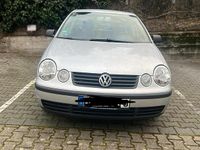 Gebraucht VW Polo 64 PS (47 kW) 2003 Silber Kleinwagen