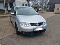 Gebraucht VW Touran Highline 116 PS (85 kW) 2004 Silber Van / Kleinbus