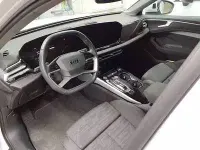 Gebraucht Audi A6 Sport 204 PS (150 kW) 2026 Gletscherweiß metallic Kombi