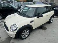 Gebraucht Mini ONE 75 PS (55 kW) 2009 Weiß Kleinwagen