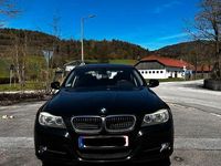 Second-hand BMW 318 143 CP (105 kW) 2009 Negru Berlinǎ