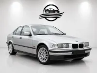 Gebraucht BMW 320 150 PS (110 kW) 1995 Silber Limousine
