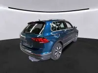 Gebraucht VW Tiguan Move 150 PS (110 kW) 2024 Nightshade blue (metallic) SUV