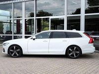Gebraucht Volvo V90 R-Design 190 PS (139 kW) 2019 Ice white, solid / solid Kombi