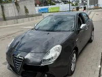 Gebraucht Alfa Romeo Giulietta 140 PS (102 kW) 2011 Grau Kleinwagen