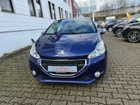 gebraucht Peugeot 208 Style PDC Tempomat Notbremsassistent Klima