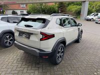 Gebraucht Dacia Duster Expression 131 PS (96 kW) 2024 Sandsteinbeige SUV