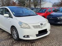Gebraucht Toyota Verso Basis 126 PS (92 kW) 2011 Weiß Van / Kleinbus