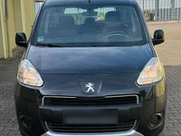 Gebraucht Peugeot Partner 92 PS (67 kW) 2015 Schwarz Van / Kleinbus