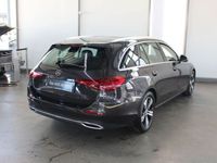 Gebraucht Mercedes C200 Advanced 204 PS (150 kW) 2023 Grau , metalliclack graphitgrau Limousine