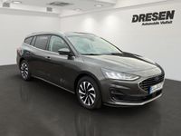 Gebraucht Ford Focus Titanium 125 PS (91 kW) 2025 Rot Kombi